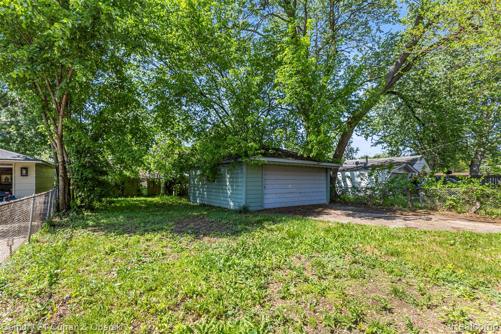 26431 Stollman Drive, Inkster, MI 48141 — Photo 22