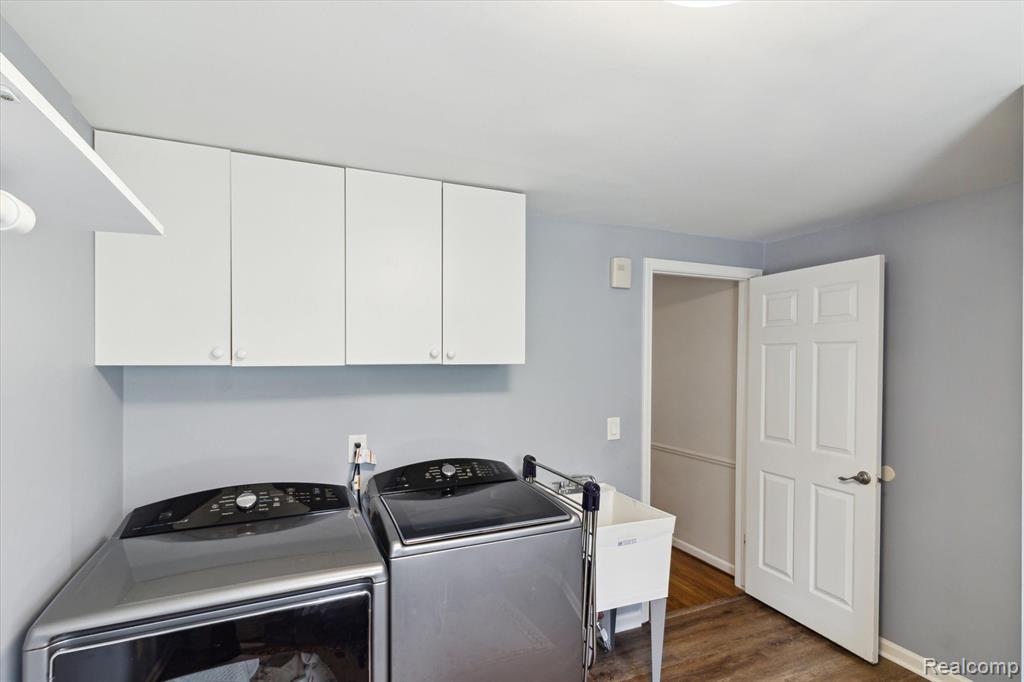 42437 STEEPLEVIEW Street, Northville, MI 48168 — Photo 33