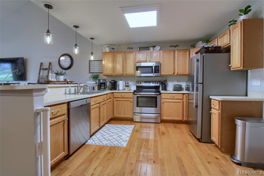 31626 Beaver Circle, New Boston, MI 48164 — Photo 10