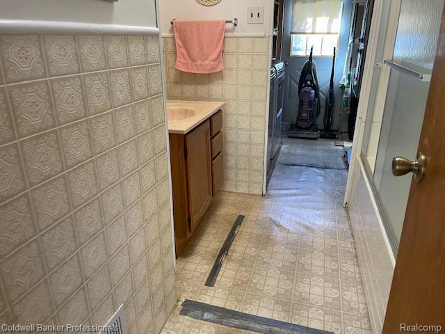 5447 Rensselear, Lapeer, MI 48446 — Photo 15