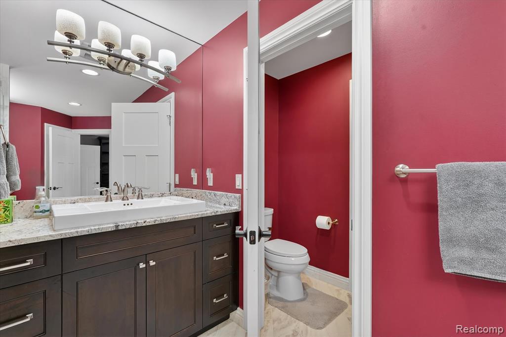 7247 Ardsley Lane, Clarkston, MI 48348 — Photo 32