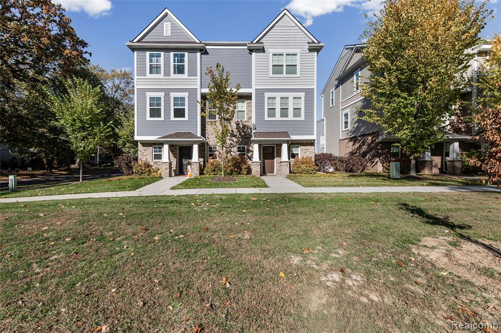 591 Parkside Way, 16, Ferndale, MI 48220 — front exterior