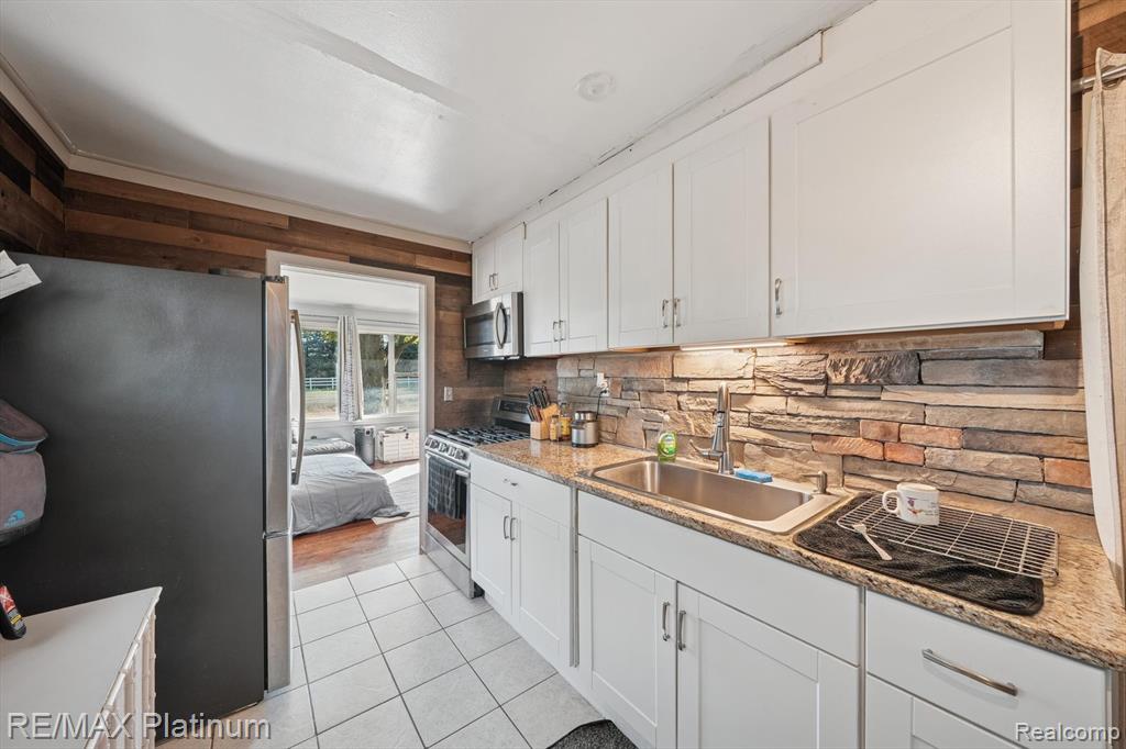 53970 10 Mile Road, South Lyon, MI 48178 — Photo 8