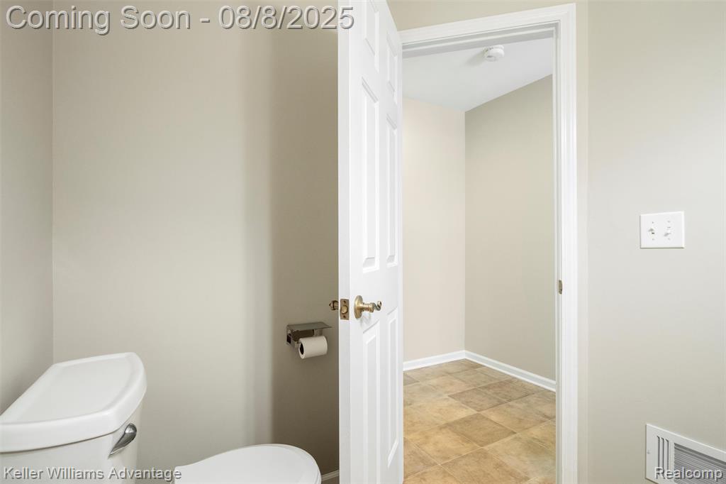 8891 Dexter Gables Lane, Dexter, MI 48130 — Photo 25