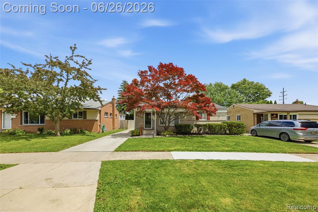 8250 Shari Drive, Westland, MI — Photo 29