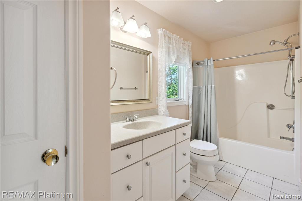 9425 NEFF Road, Clio, MI 48420 — Photo 34
