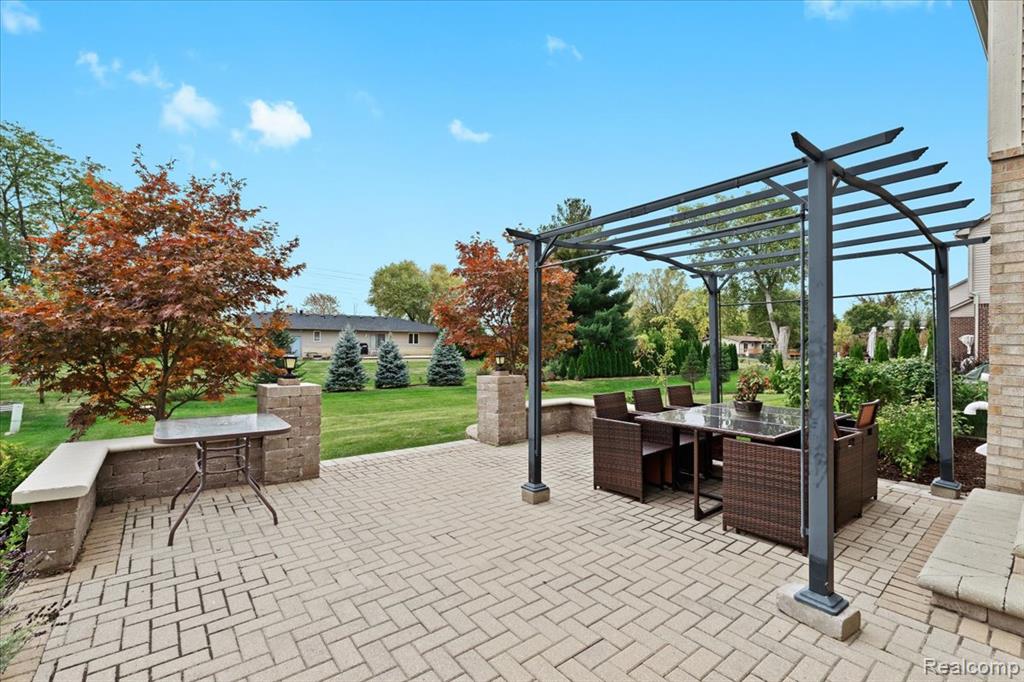47527 Ellery Lane, Canton, MI 48187 — Photo 9