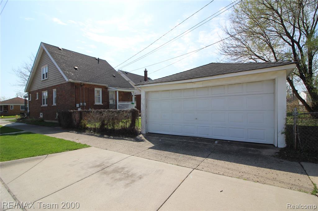 6467 Payne Avenue, Dearborn, MI 48126 — Photo 3