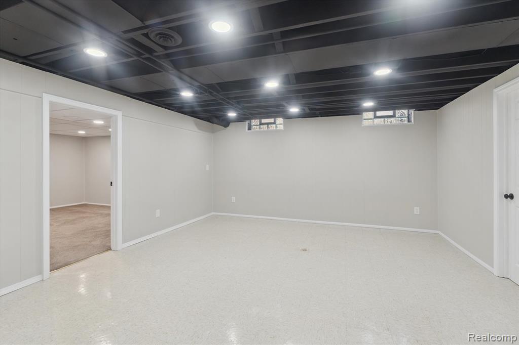 39659 Durand Drive, Sterling Heights, MI 48310 — Photo 20