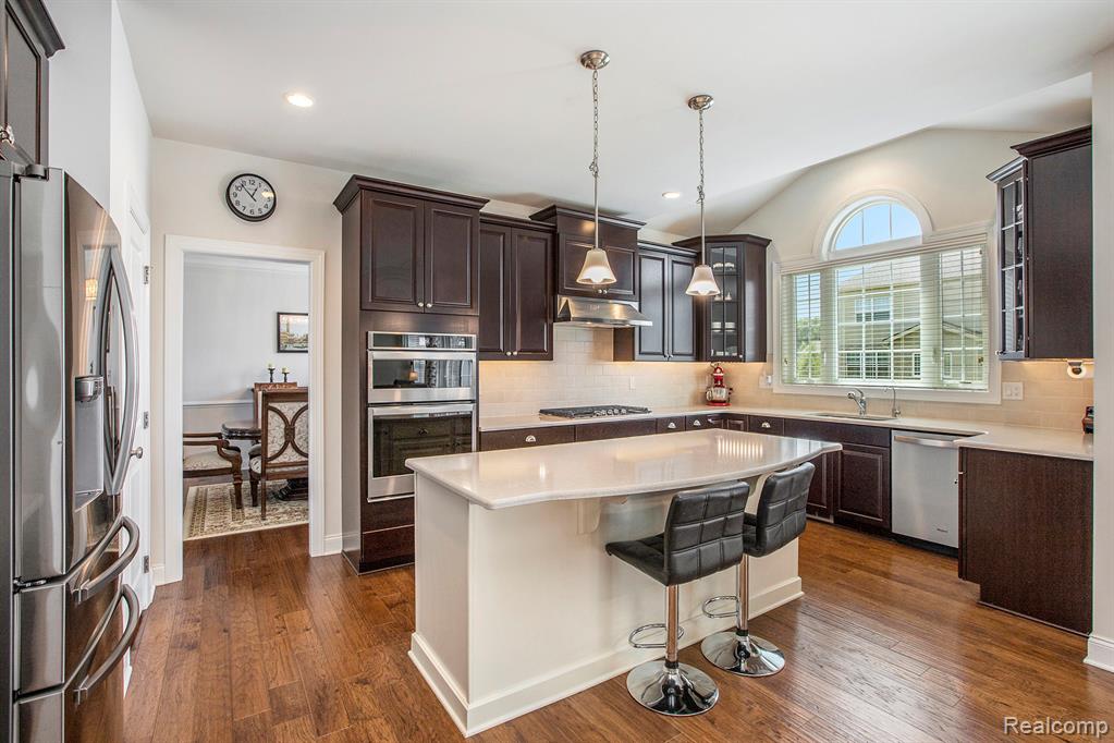 51021 Laurel Park, Canton, MI 48188 — Photo 8