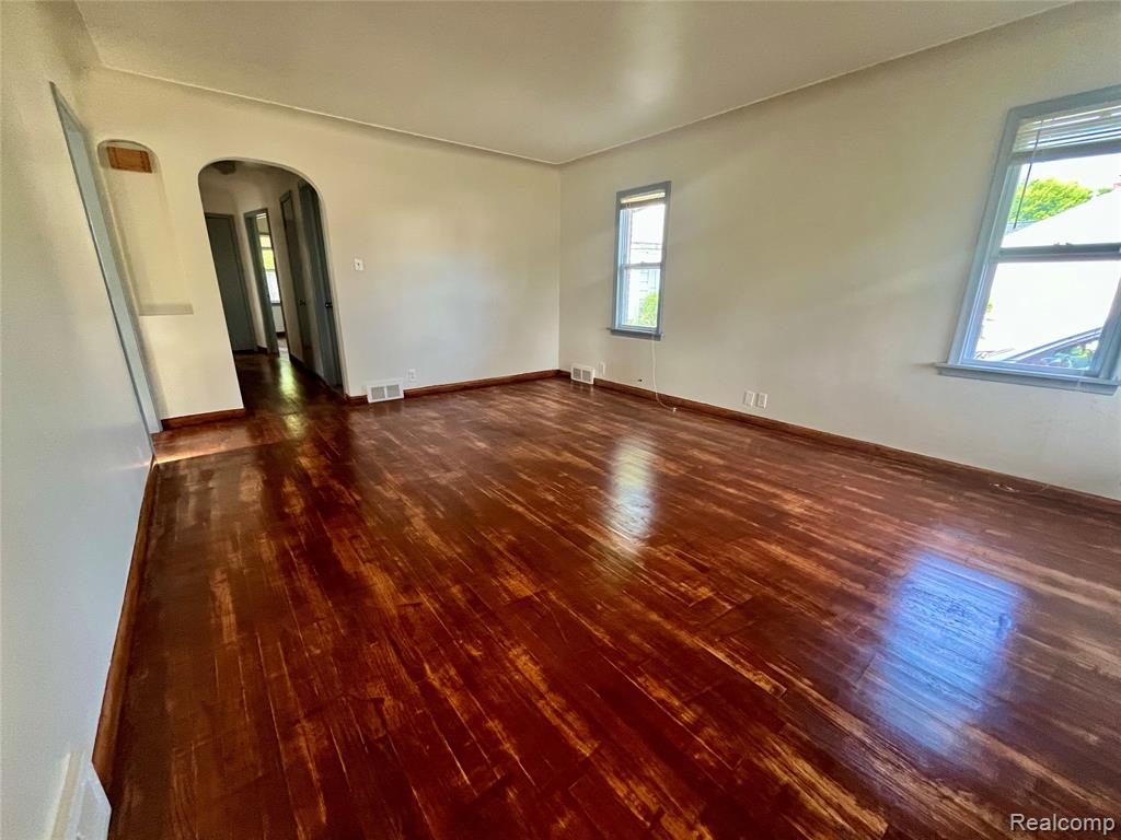 7201 Jackson Avenue, Warren, MI 48091 — Photo 5