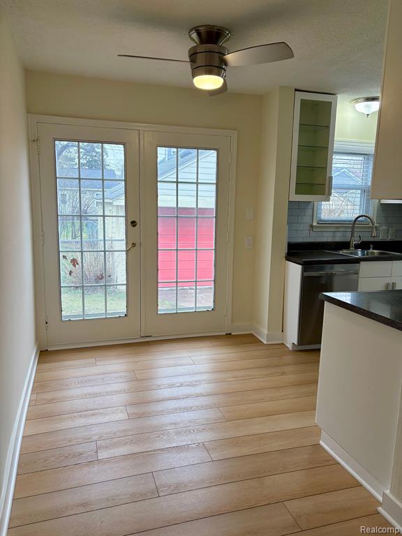 4231 THOMAS Avenue, Berkley, MI 48072 — Photo 4
