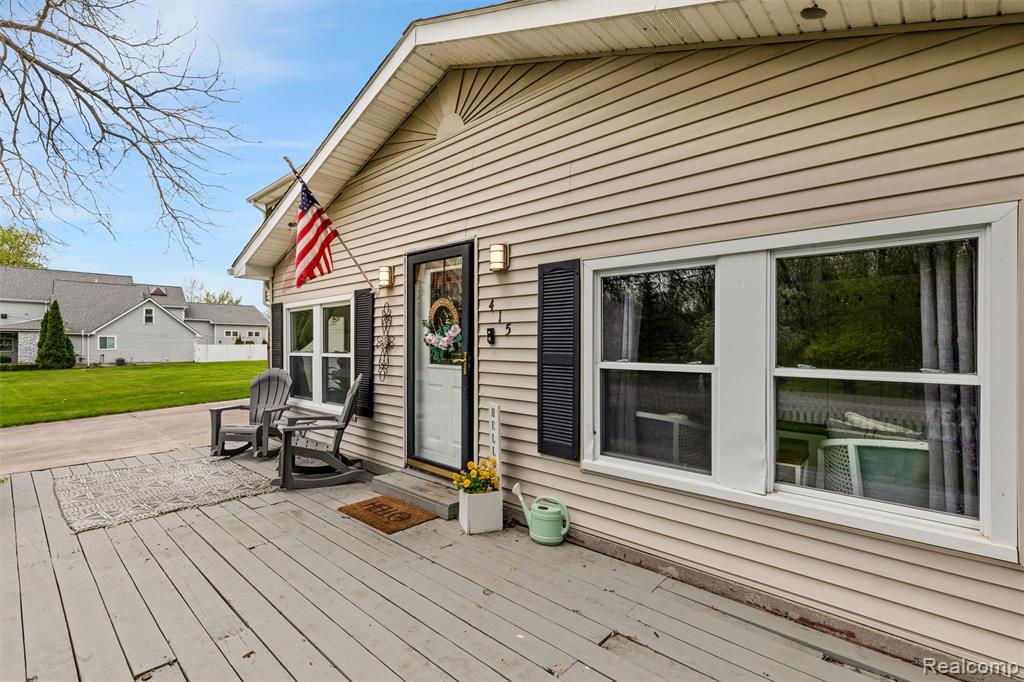 415 Leon Road, Walled Lake, MI 48390 — Photo 40