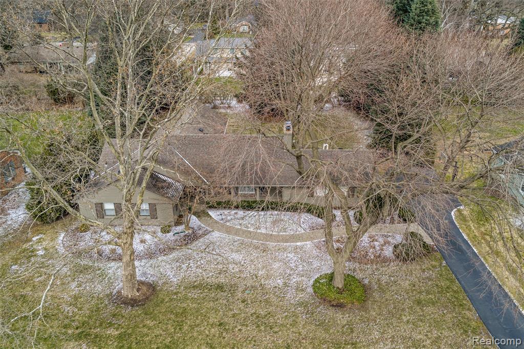 6183 Lantern Lane, Bloomfield Hills, MI 48301 — Photo 35