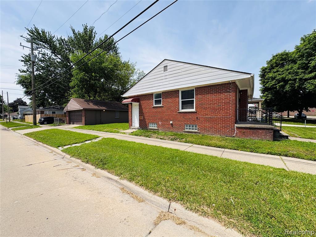 1040 E Maxlow Avenue, Hazel Park, MI 48030 — Photo 19