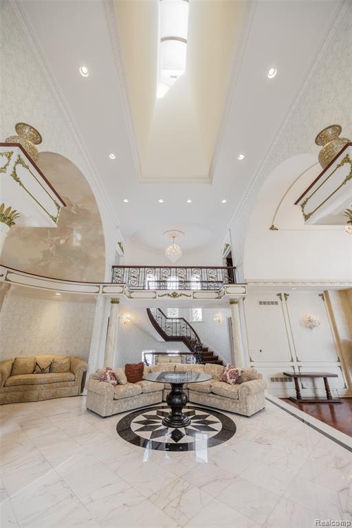 5165 Abbey Road, Rochester, MI, 48306