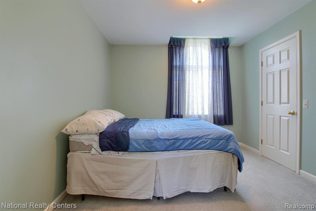 40630 Brecken Ridge Lane, Plymouth, MI 48170 — Photo 25