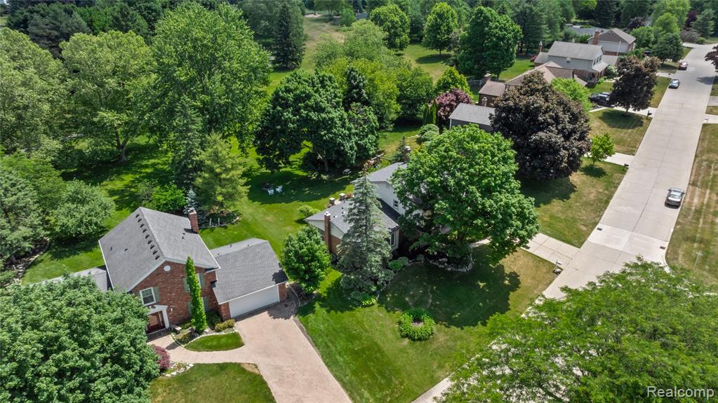 16610 Old Bedford Road, Northville, MI — Photo 50