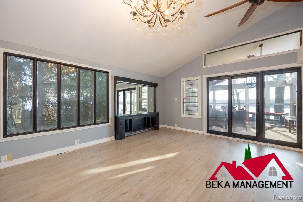 6005 Upper Straits Boulevard, West Bloomfield, MI 48324 — Photo 10