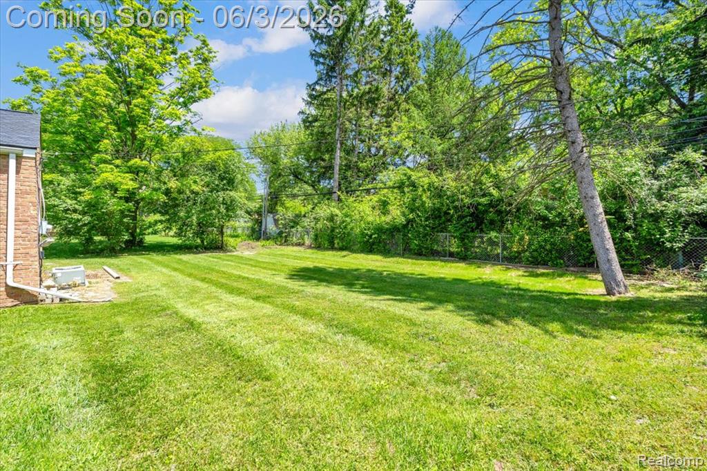 2491 Crystal Drive, Ann Arbor, MI 48108 — Photo 20