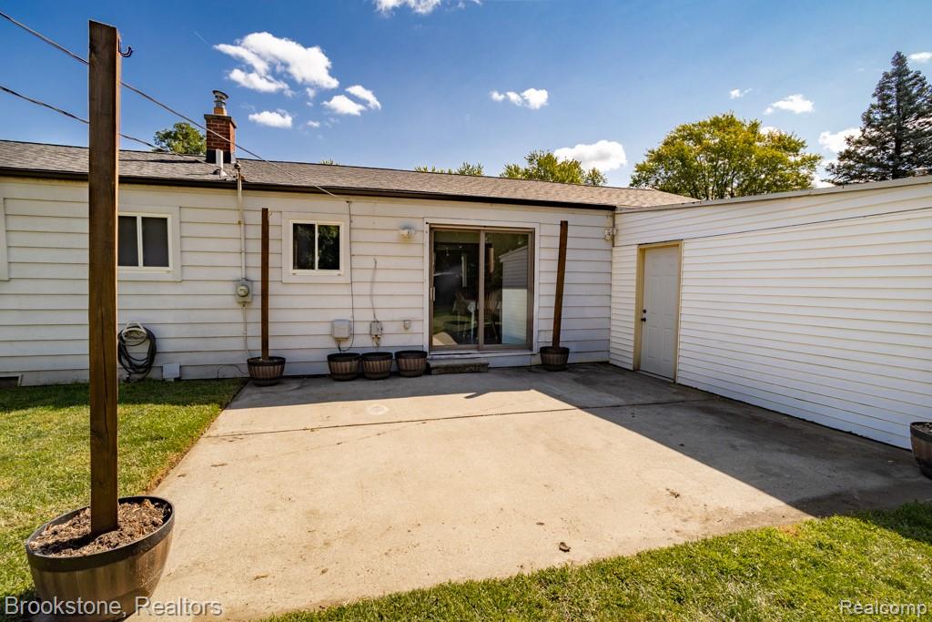 41309 Memphis Drive, Sterling Heights, MI 48313 — Photo 31