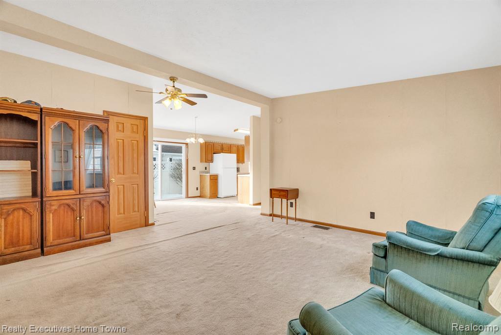 3211 Keewahdin #124, Fort Gratiot, MI 48059 — Photo 6