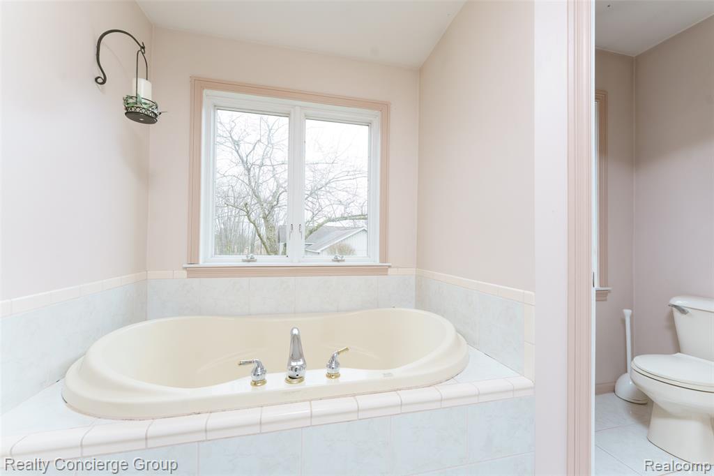 6400 Sober Road, Fowlerville, MI 48836 — Photo 31