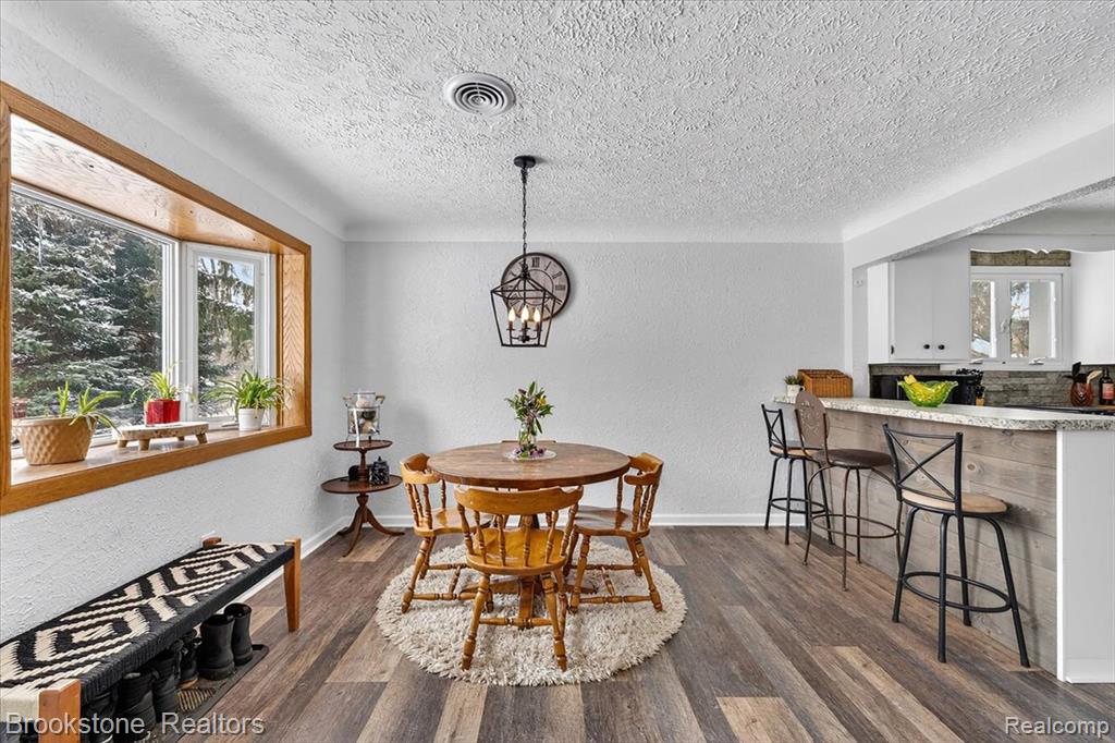 4785 Sylvanview Drive, Clarkston, MI 48348 — Photo 11