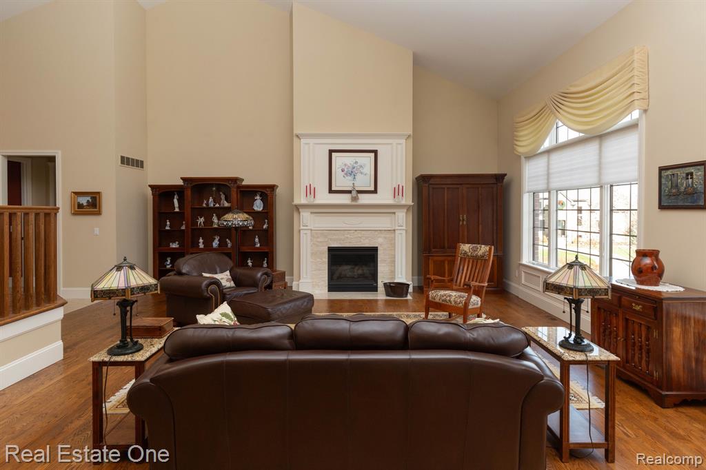 658 Langley Road, Rochester Hills, MI 48309 — Photo 23