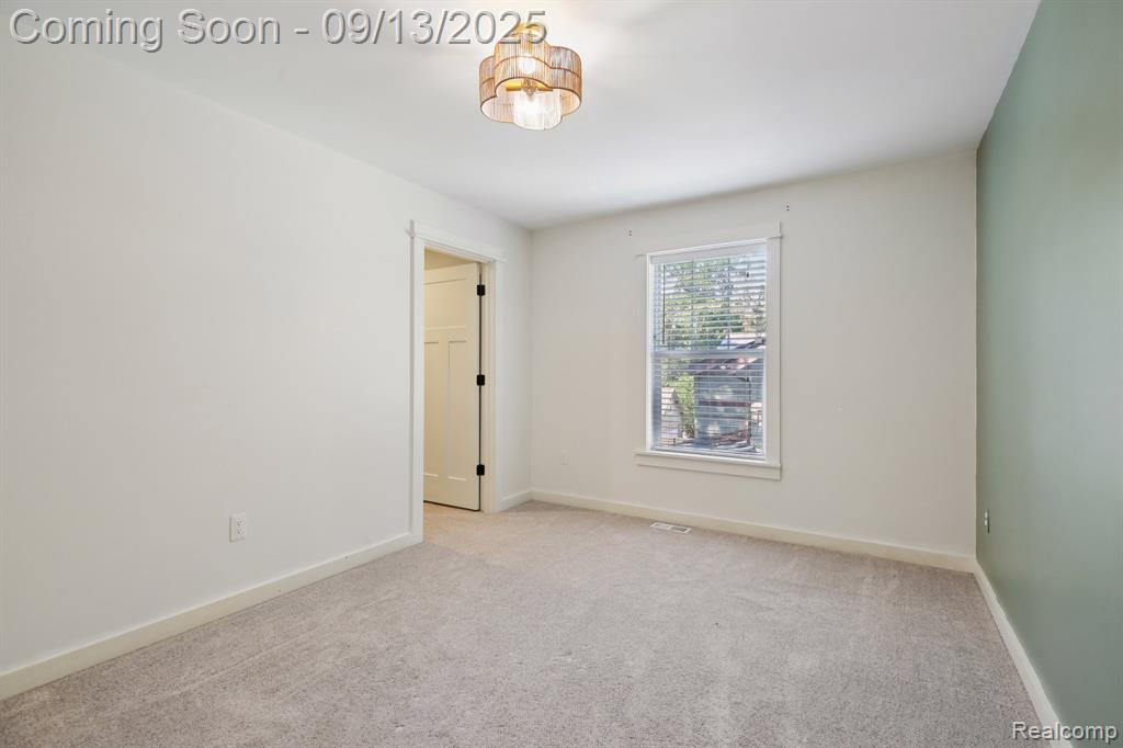 811 Maxwell Avenue, Royal Oak, MI 48067 — Photo 29