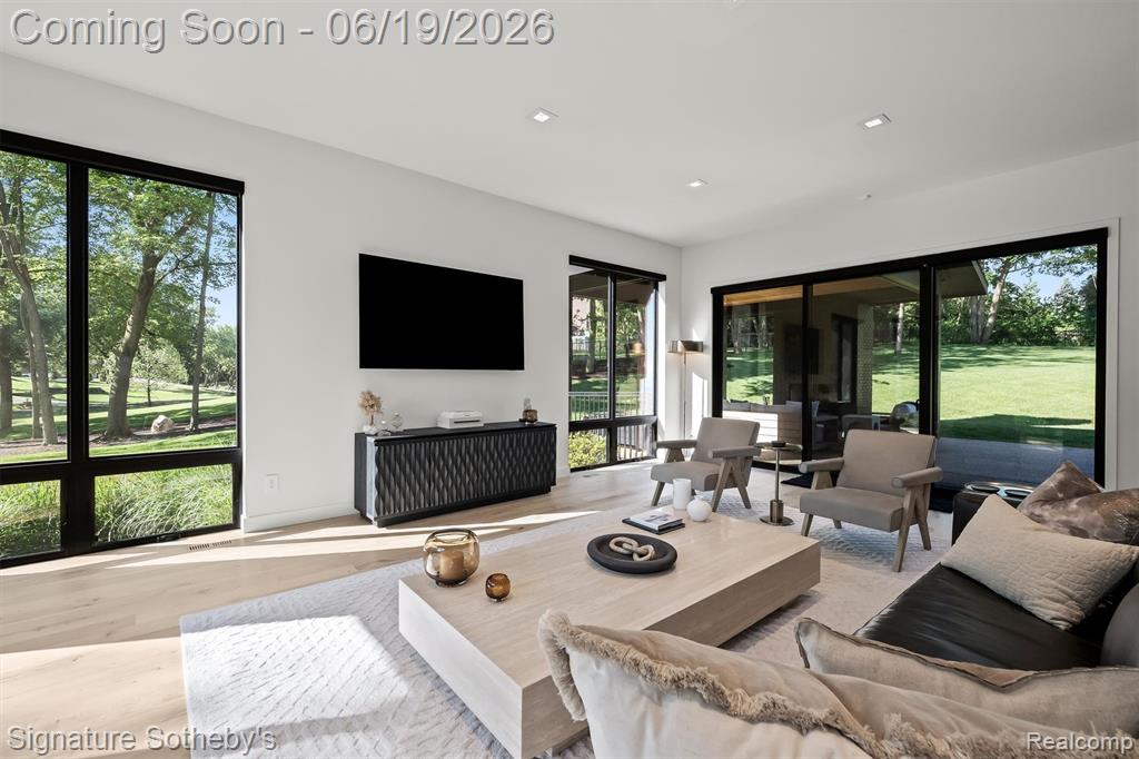 4340 Charing Cross Road - Photo 3
