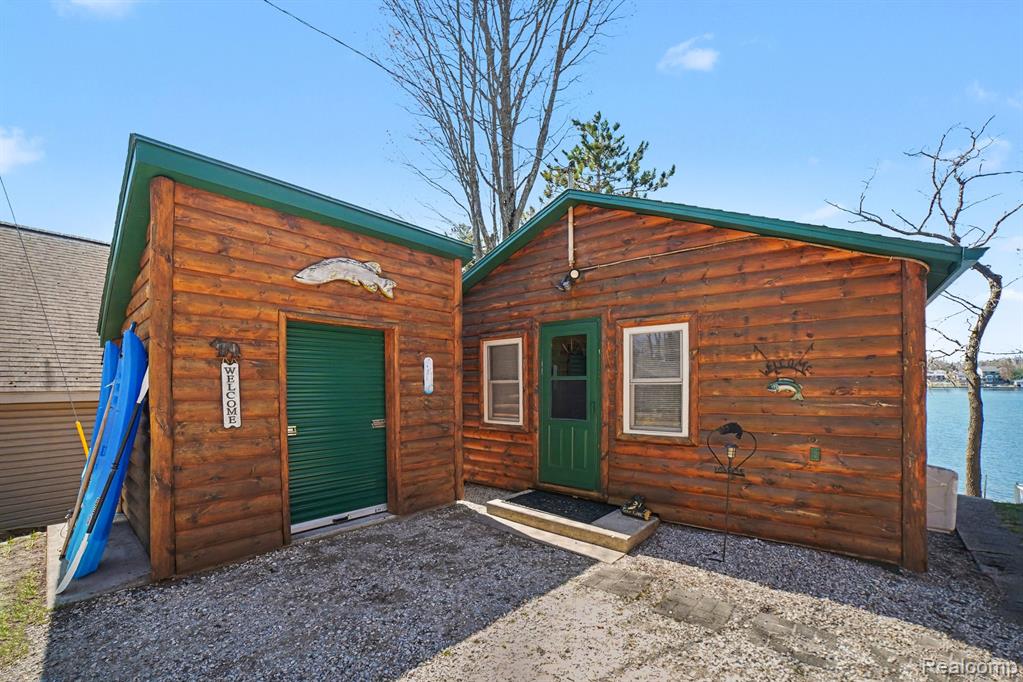 1360 Hillcrest Street, Harrison, MI, 48625