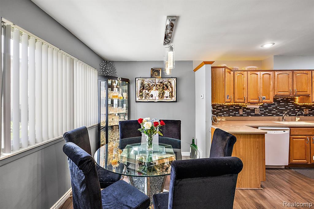 41951 UTICA Road, Sterling Heights, MI 48313 — Photo 12