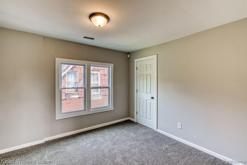 5519 EASTLAWN Street, Detroit, MI 48213 — Photo 38