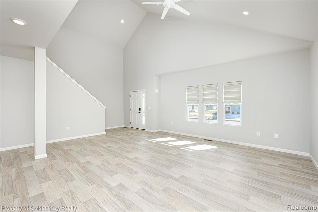 420 Dorchester Drive, Howell, MI 48855 — Photo 4
