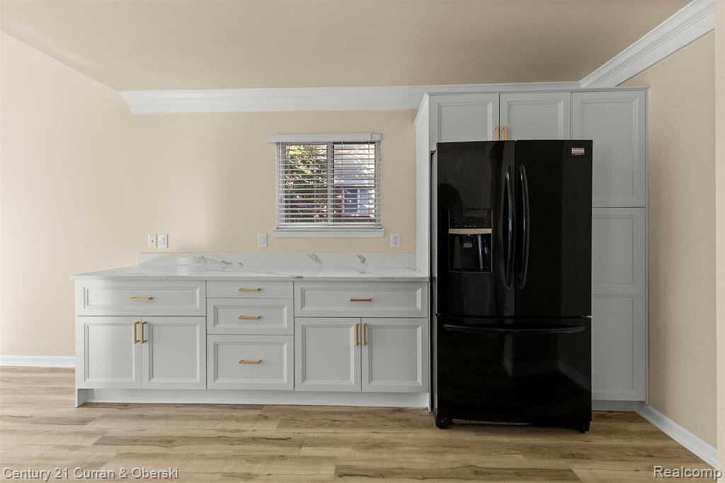 30231 Viewcrest Drive, Novi, MI 48377 — Photo 14