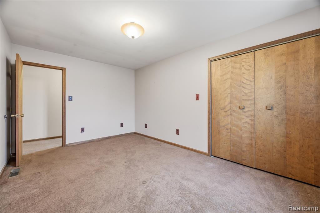 21650 Telegraph Road, Romulus, MI 48174 — Photo 26
