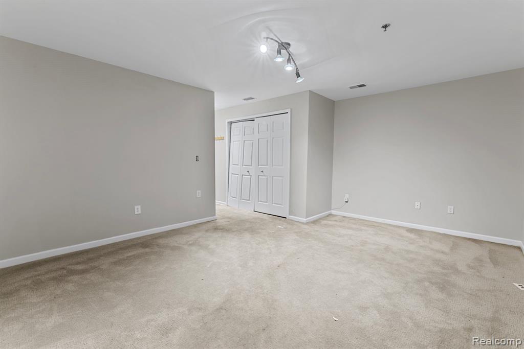 43127 Strand Drive, Sterling Heights, MI 48313 — Photo 19