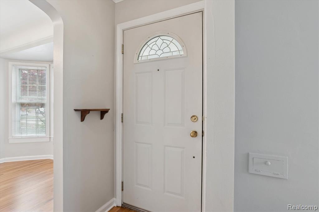 540 N York Street, Dearborn, MI 48128 — Photo 4