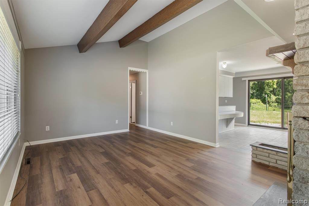 51056 Fairlane Drive, Utica, MI 48316 — Photo 4