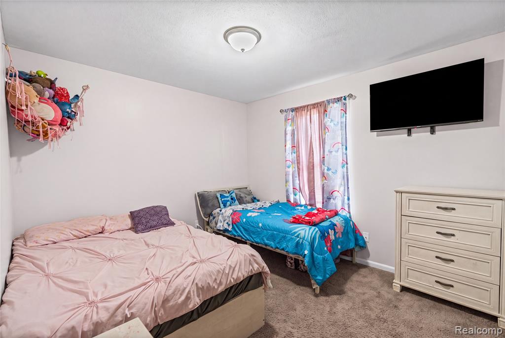 470 E Wood Street, Flint, MI 48503 — Photo 24