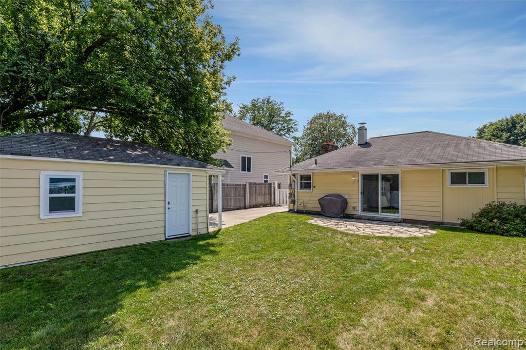 4614 Olivia Avenue, Royal Oak, MI 48073 — Photo 18