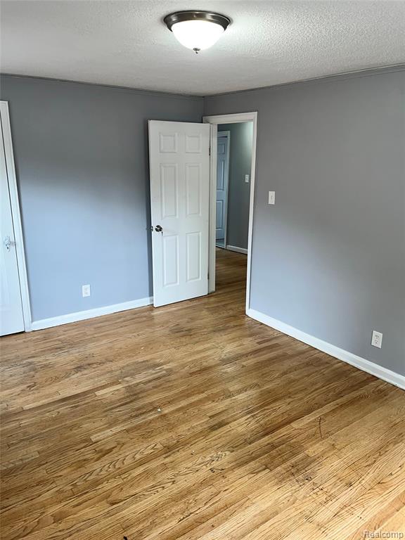 9991 Strathmoor Street, Detroit, MI 48227 — Photo 13