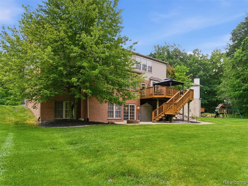 5454 Creekmonte Drive, Rochester, MI 48306 — Photo 54