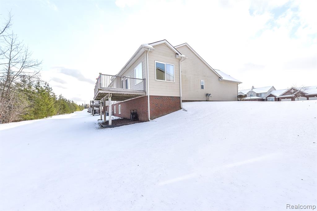 24624 ROSEMONT Drive, South Lyon, MI 48178 — Photo 28