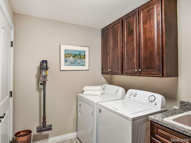 53510 CHAMPLAIN Street, Macomb, MI 48042 — Photo 23