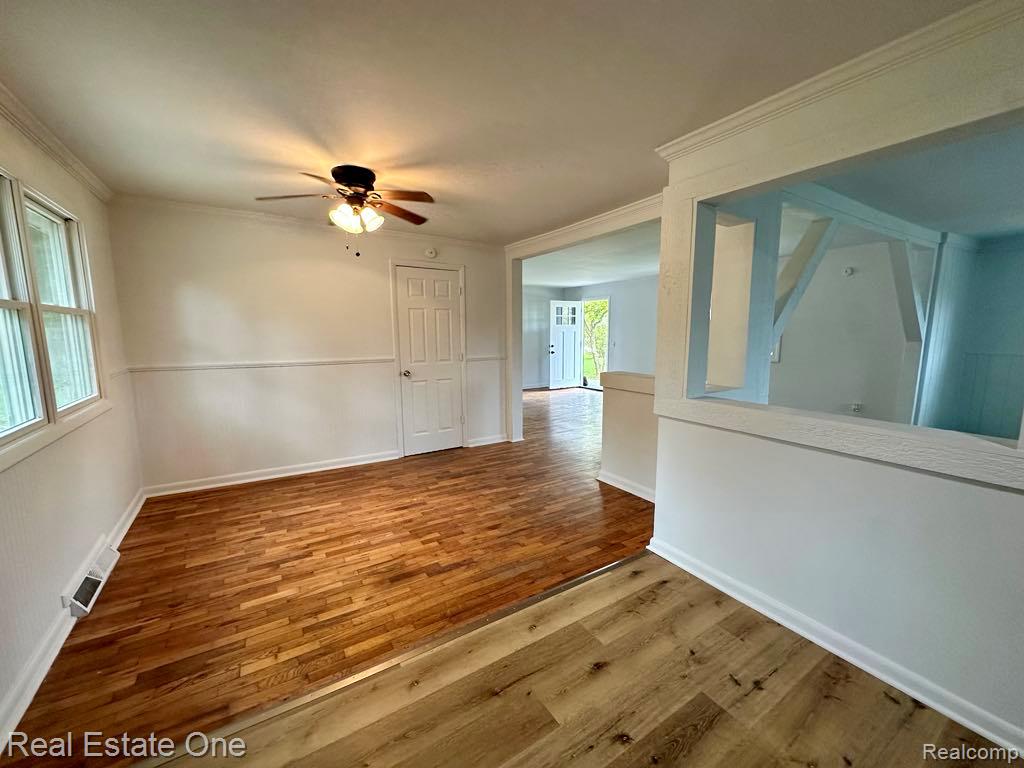 7025 Coldwater Road, Flushing, MI 48433 — Photo 12