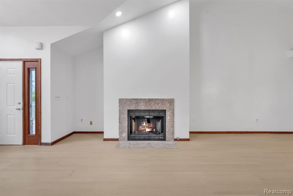 852 N Beech Daly Road, Dearborn Heights, MI 48127 — Photo 10