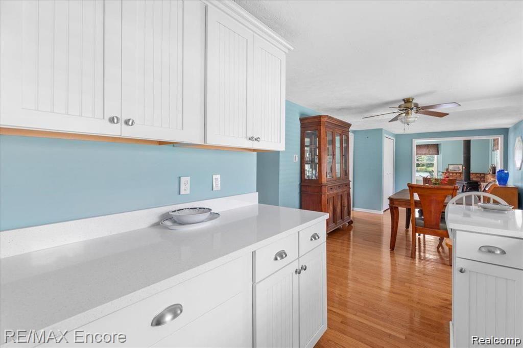 662 LAWSON Drive, Lake Orion, MI 48362 — Photo 13