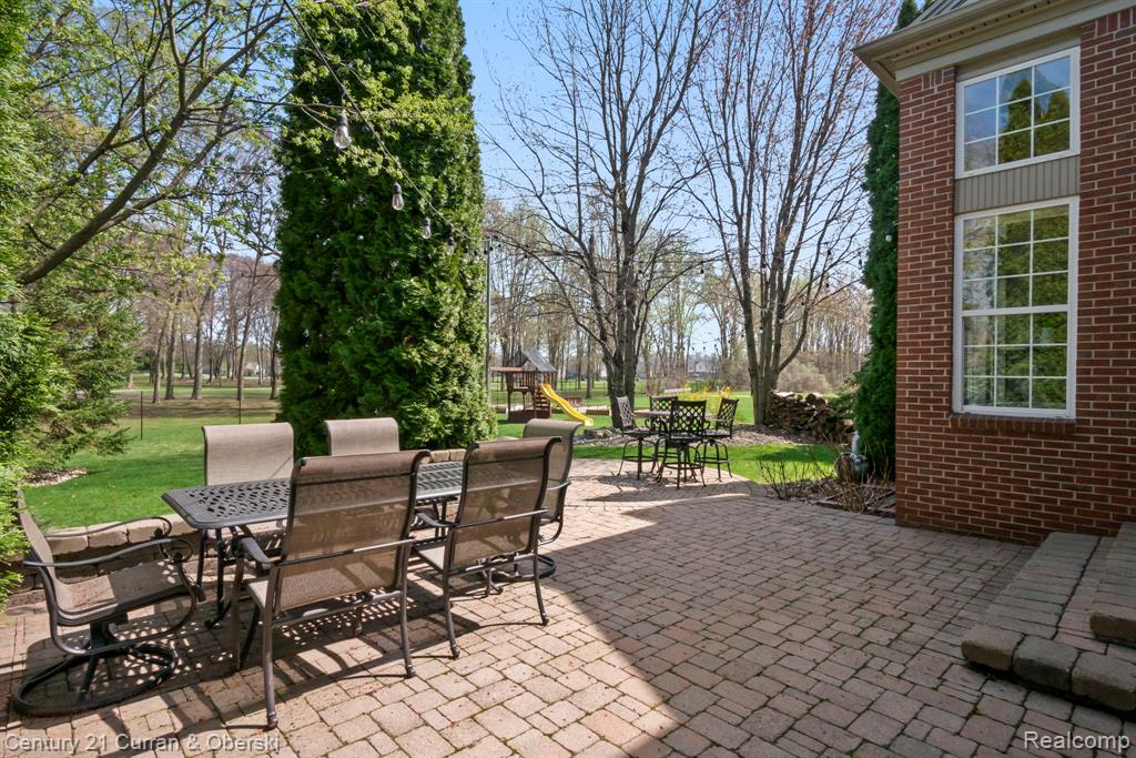 48742 Tanglewood Drive, Macomb, MI 48044 — Photo 69